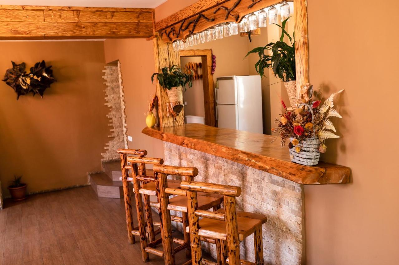 Casa De Vacanta Sadu Экстерьер фото